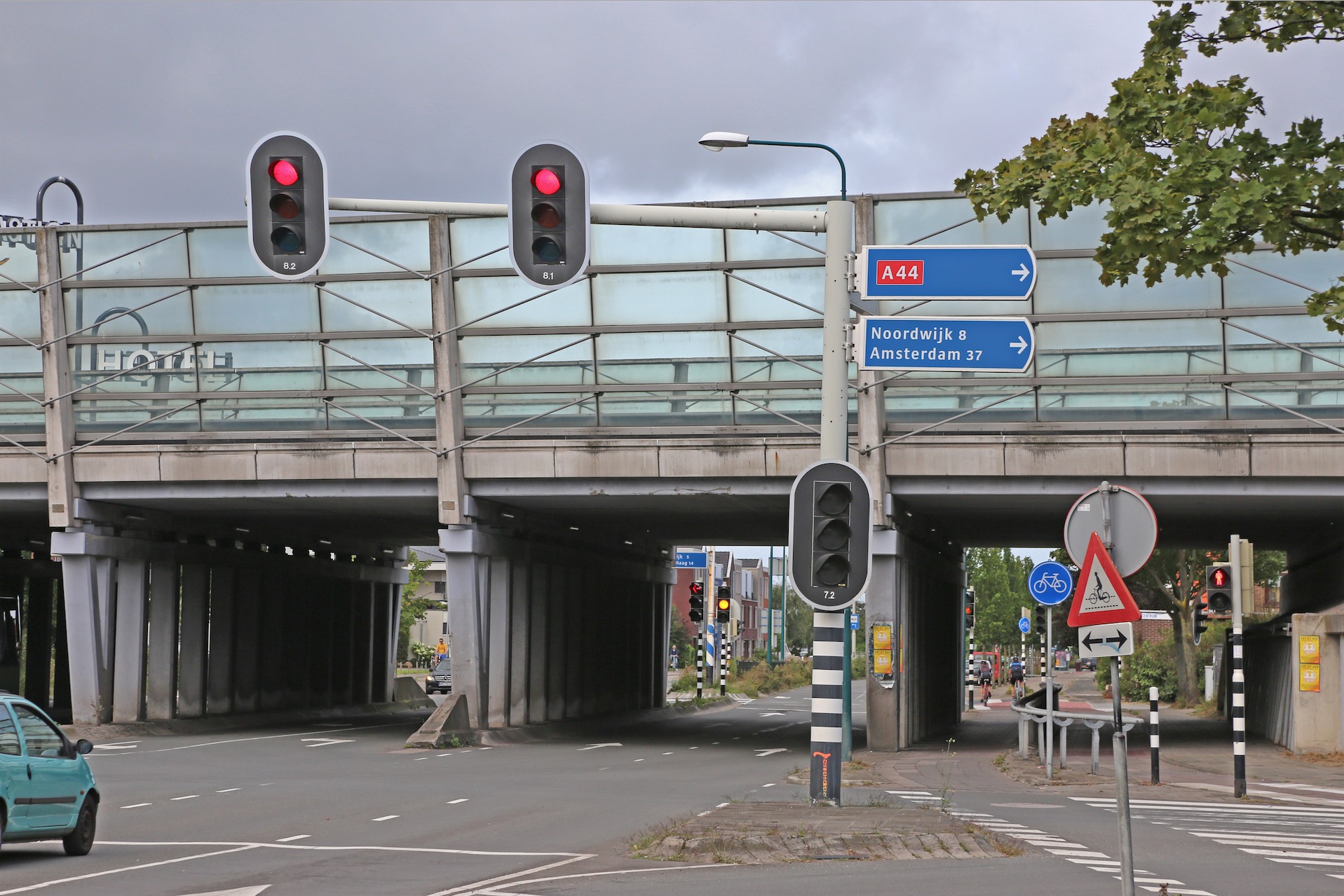 Afsluiting kruising Rijnzichtweg-A44